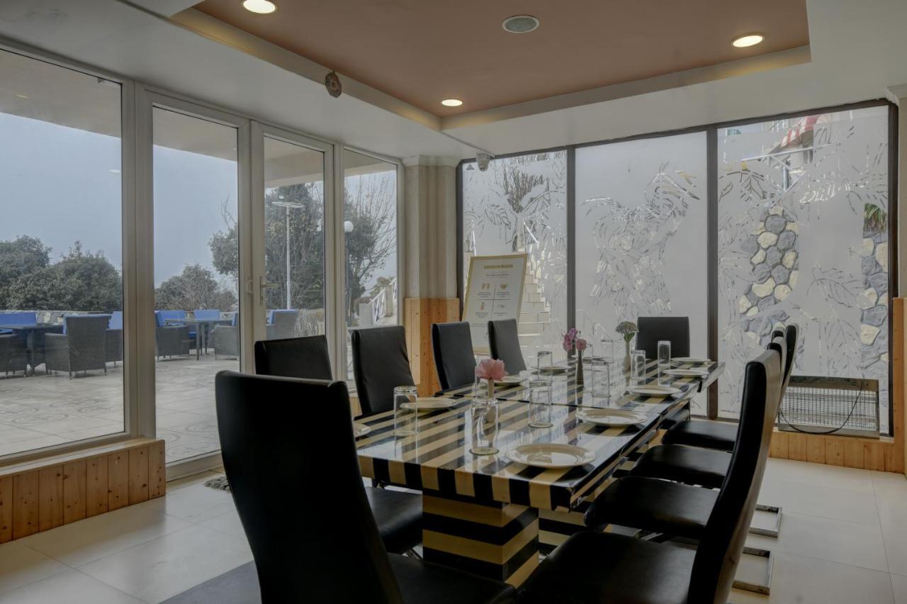Tarika Resort & Spa , Chail Buitenkant foto