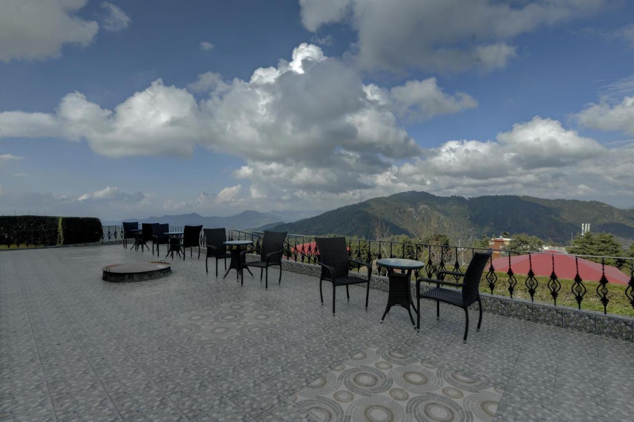 Tarika Resort & Spa , Chail Buitenkant foto